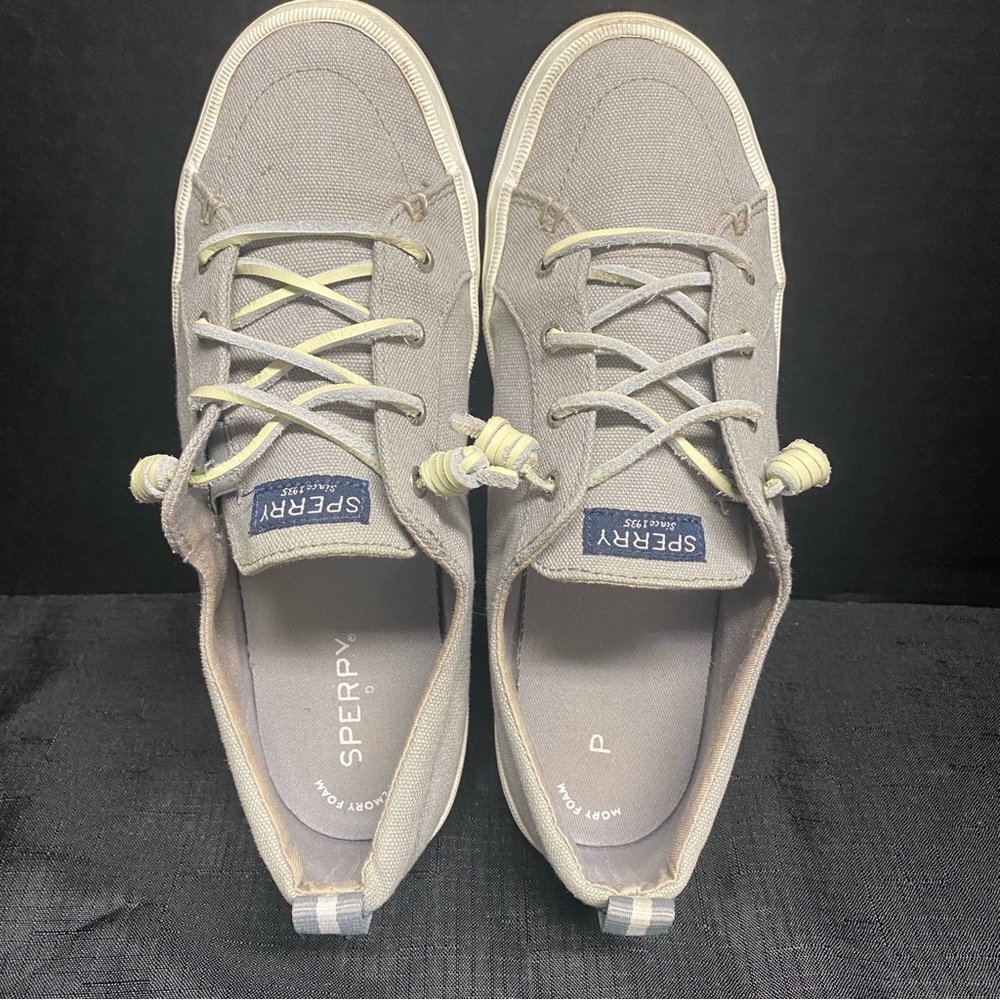 Sperry Light Gray Canvas Boat Shoes. Womens size 9
